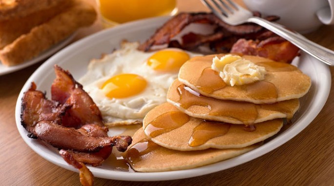 Ученые рассказали, почему нельзя пропускать завтраки