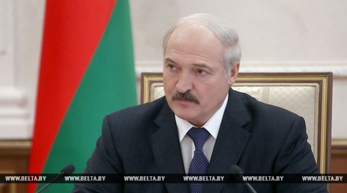 Александр Лукашенко: 'Новая редакция декрета №3 должна быть приземленной и сбалансированной'