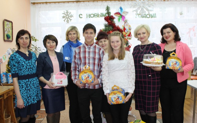 Представители общественных организаций посетили социально-педагогический центр Мостовского района