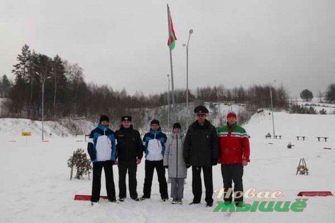 Милиционеры встали на лыжи. Новогрудчина принимала областной чемпионат УВД по лыжным гонкам