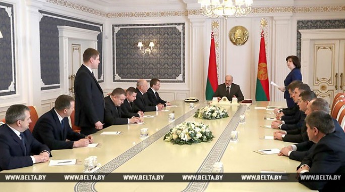 Президент Беларуси Александр Лукашенко рассмотрел кадровые вопросы