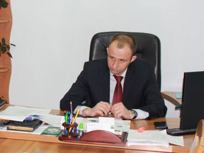 Очередной приём граждан провёл председатель Мостовского райисполкома Ю.Н. Валеватый