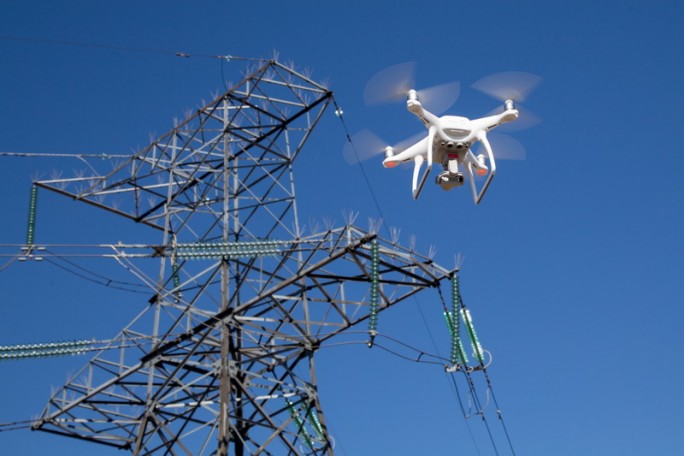 «Гродноэнерго» первыми в Беларуси начало использовать квадрокоптеры для дистанционного осмотра энергетических объектов