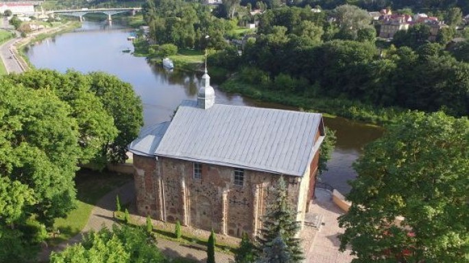 Останки людей обнаружены при благоустройстве территории Коложской церкви в Гродно