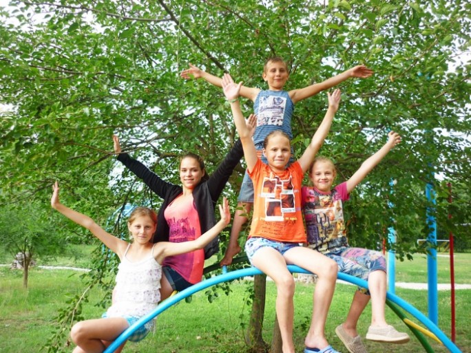 Мостовский районный центр творчества детей и молодёжи открывает летний лагерь