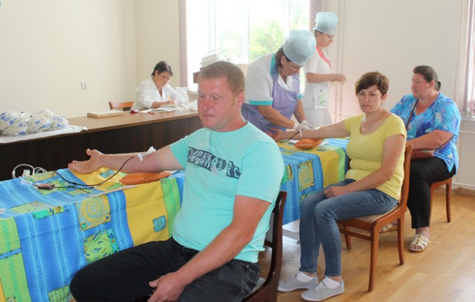 Мостовчане приняли активное участие в акции, посвящённой Всемирному дню донора крови