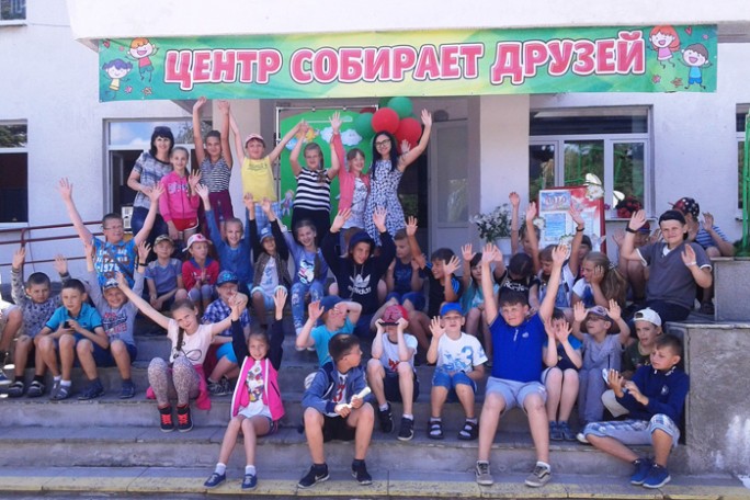 Мостовский районный центр творчества детей и молодёжи вновь собирает друзей!