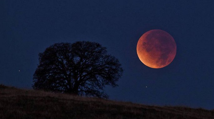 Самое длинное лунное затмение 21 века произойдет в июле этого года