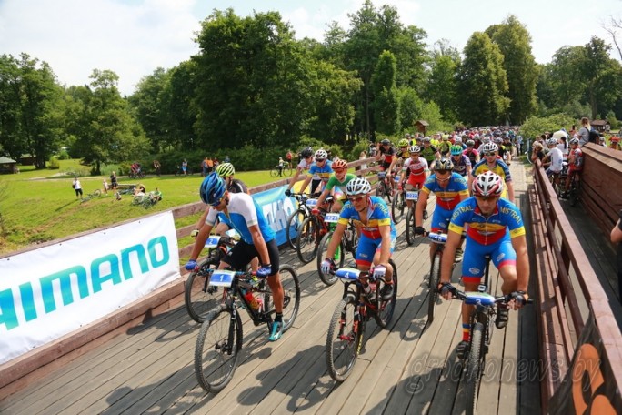 Больше 100 километров дистанций и почти 700 участников из разных стран. Как стартовали на веломарафоне «Суседзi–2018» на Августовском канале