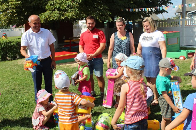 Акция «Профсоюзы — детям» проходит в Гродненской области