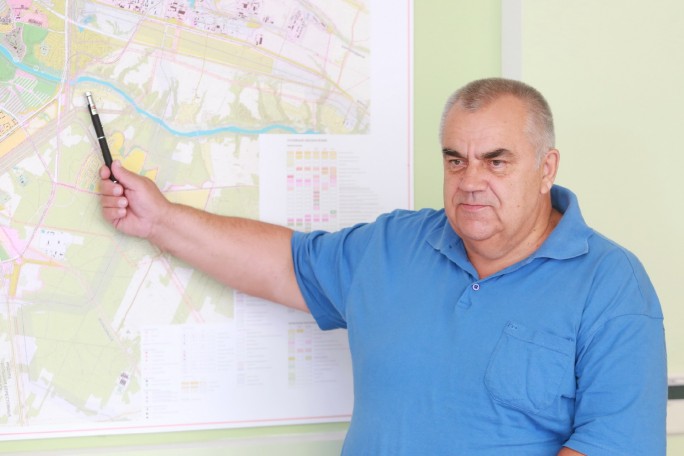 Субботнюю прямую линию с жителями Гродненской области провел заместитель председателя облисполкома Владимир Дешко