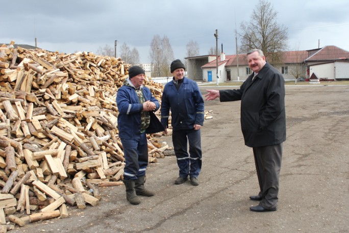 Мостовский филиал 'Гроднооблтопливо' обеспечит топливом