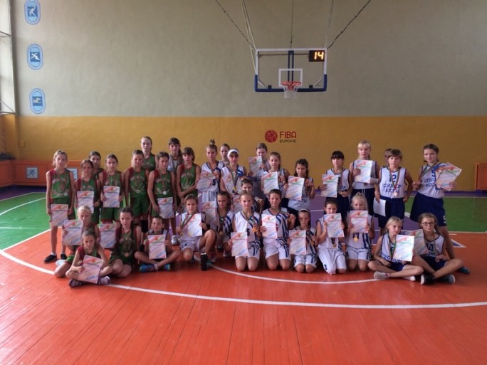 Юные баскетболисты Мостовщины завоевали третье место в первенстве области