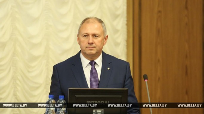 Кочанова представила депутатам парламента премьер-министра