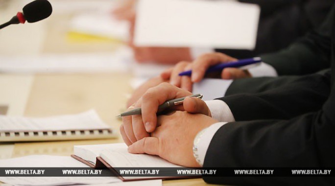 Десять документов о сотрудничестве между регионами Беларуси и России подписано в Могилеве