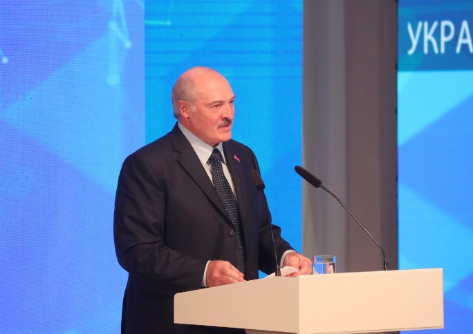 От поставок техники до выхода на третьи рынки - что Александр Лукашенко предложил Украине на Форуме регионов