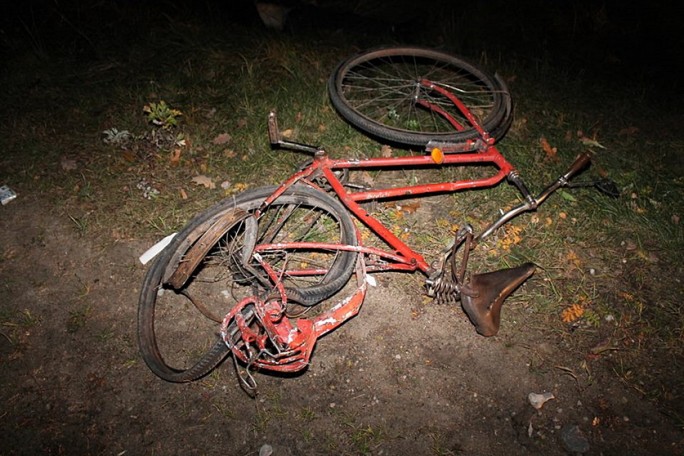 Разыскивается водитель, совершивший смертельный наезд на велосипедиста в Дятловском районе