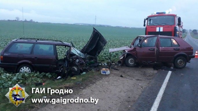 Около Волковыска столкнулись два автомобиля: водитель и пассажир в больнице