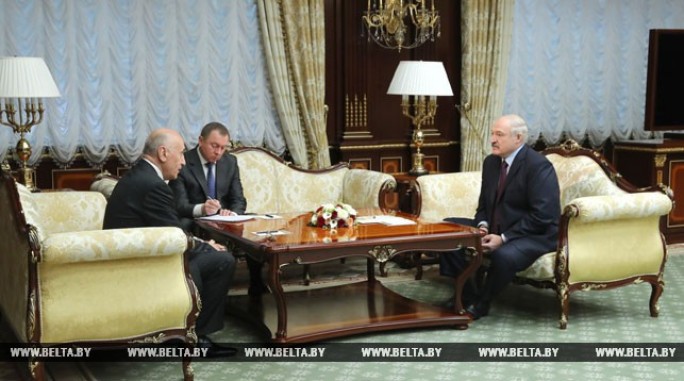 Лукашенко: Беларусь привержена полной реализации дорожной карты развития сотрудничества с Узбекистаном
