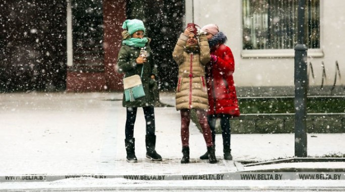 Мокрый снег и гололедица ожидаются в Беларуси в выходные