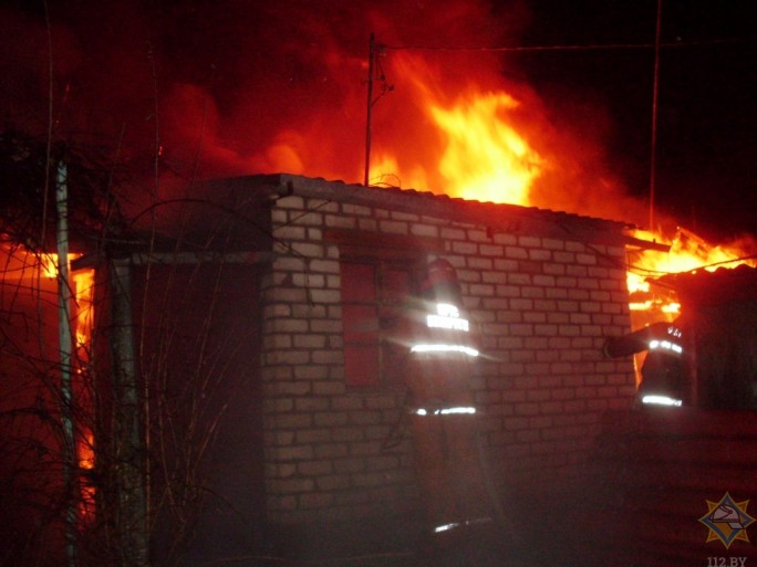 Из-за короткого замыкания в Волковысском районе при пожаре сгорел дом