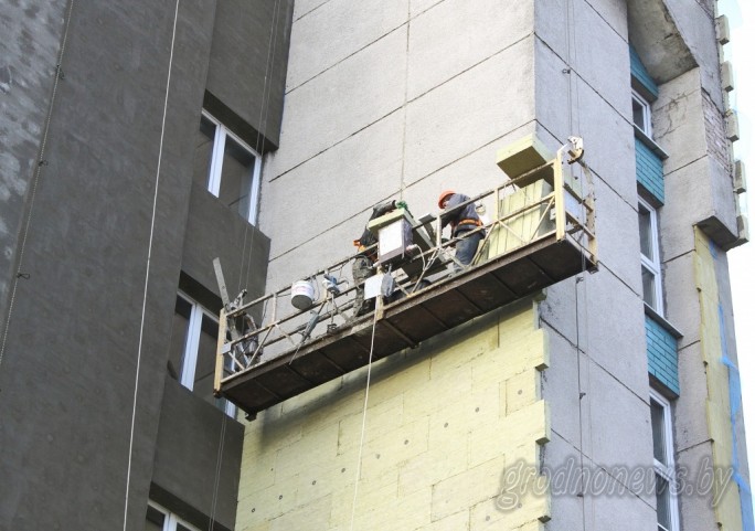 Без выезда на заработки. Где строителям предлагают высокие зарплаты в отрасли?