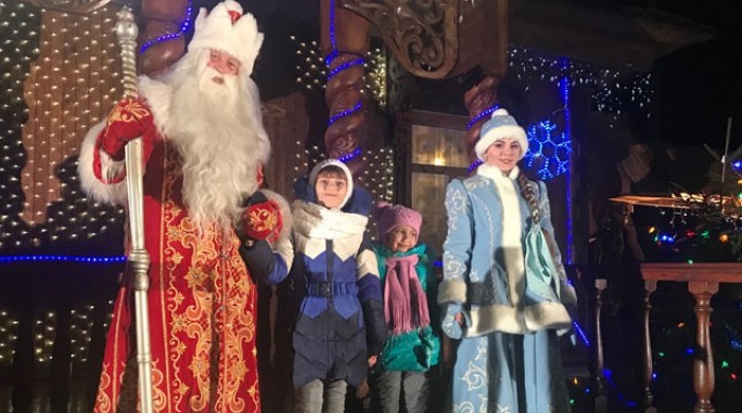 Побывать в резиденции Деда Мороза в Беловежской пуще можно будет онлайн
