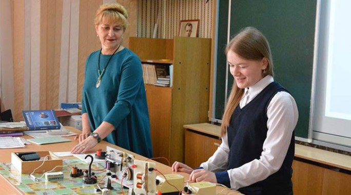 В Гродно начала работу лаборатория 'От поиска к истине' для школьников-исследователей