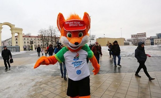 Объемные фигуры лисенка Лесика украсят въезды в Минск