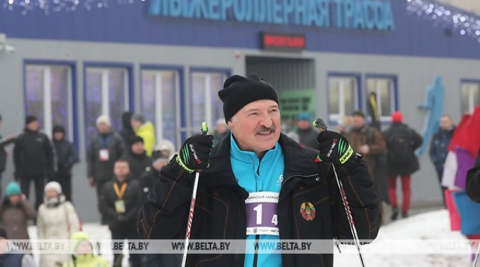 Лукашенко приехал на спортивный праздник 'Минская лыжня - 2019'