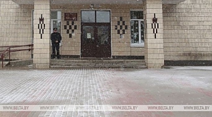 Ряд экспертиз будет назначен по делу о двойном убийстве в школе в Столбцах