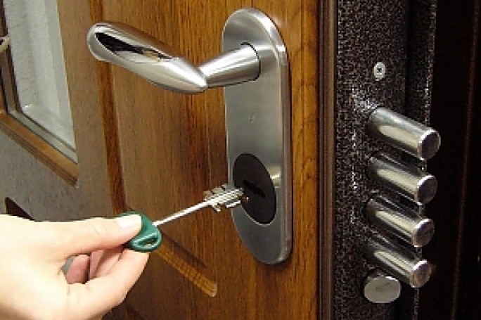 Три с половиной года проведет в колонии лидчанин, который украл у своего коллеги около 6 тысяч евро