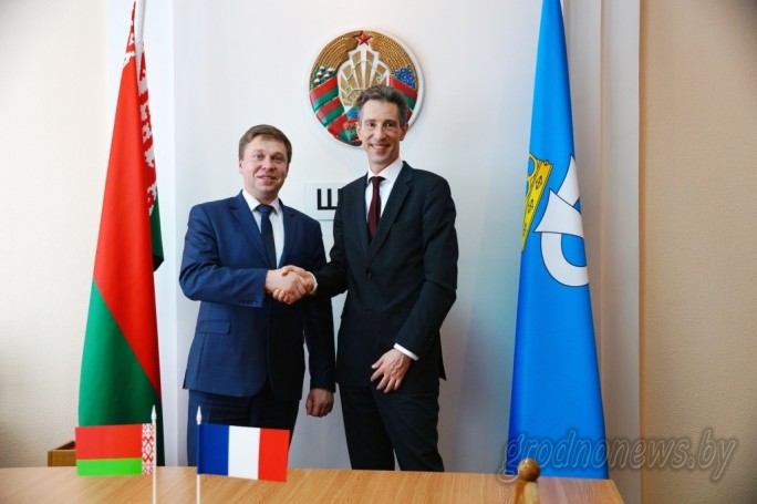 В Щучине увековечат имя Шарля де Голля и будут развивать новое туристическое направление, связанное с легендарной личностью