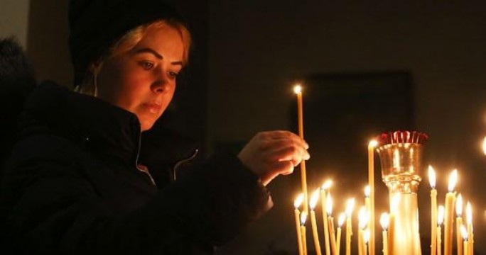 Православные верующие празднуют Прощеное воскресенье