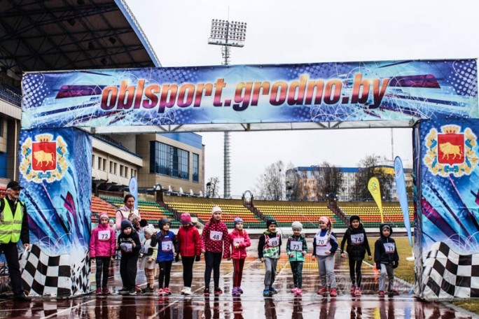В Гродно открыли легкоатлетический сезон