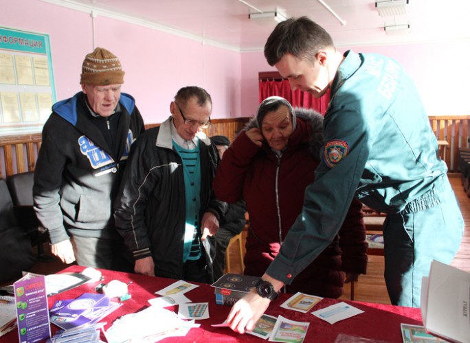 В Мостовском районе провели второй этап республиканской акции «День безопасности. Внимание всем!»