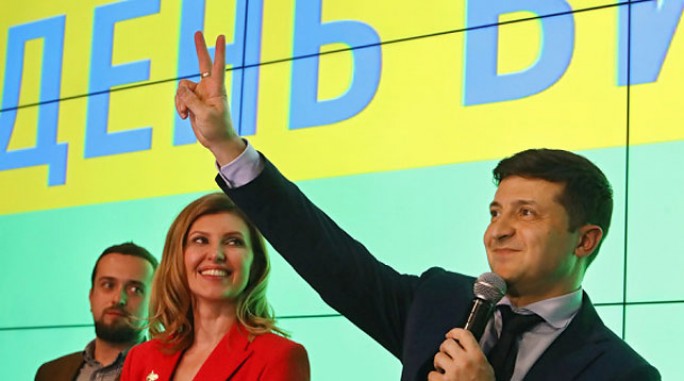 Зеленский лидирует на выборах президента Украины после подсчета 90% протоколов