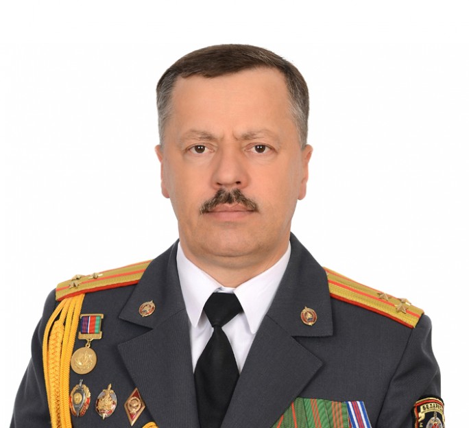Начальник Мостовского РОВД стал полным кавалером медали «За безупречную службу»