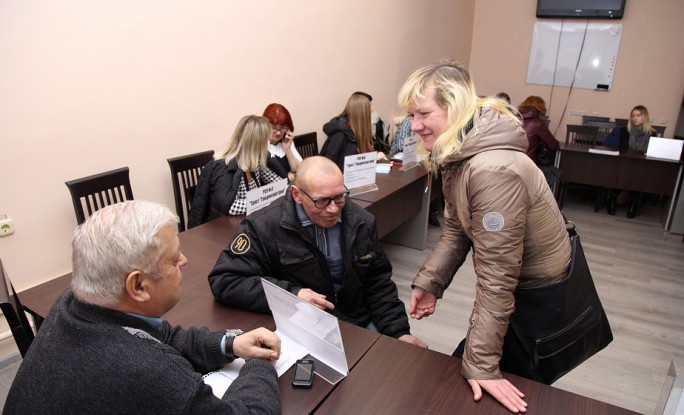 Около 300 рабочих мест предложила гродненцам первая электронная ярмарка вакансий