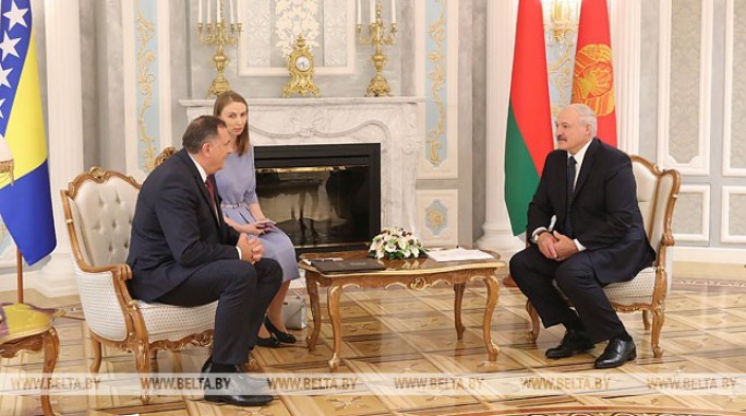 Беларусь с Боснией и Герцеговиной могут достичь гораздо большего в развитии отношений - Александр Лукашенко