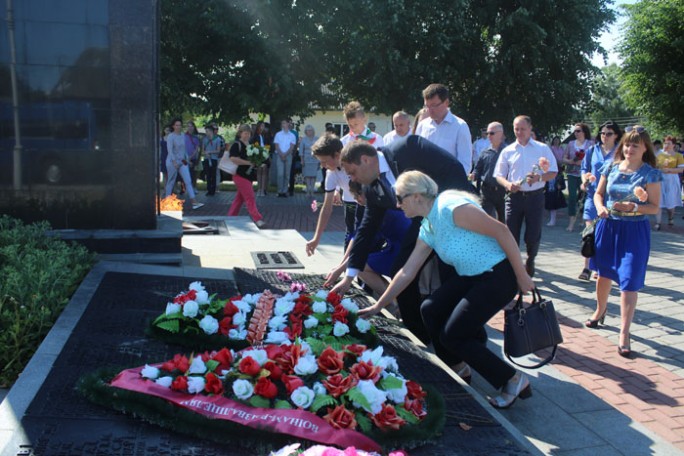 Митинг-реквием, посвящённый Дню всенародной памяти жертв Великой Отечественной войны, прошёл в Мостах