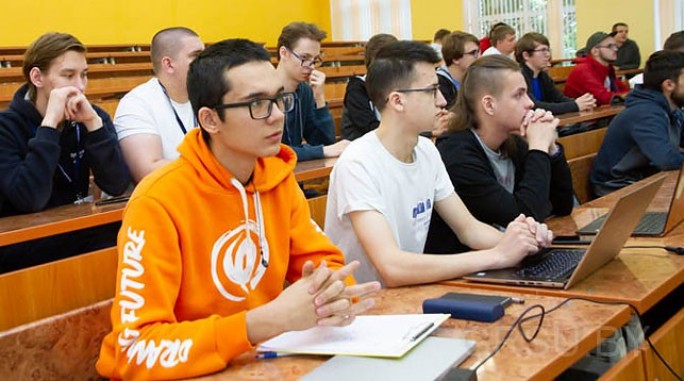 Международные сборы студентов-программистов проходят в Гродно