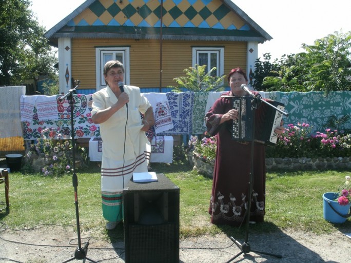 На свяце вёскі Лабзова ўшанавалі доўгажыхароў і дбайных гаспадароў