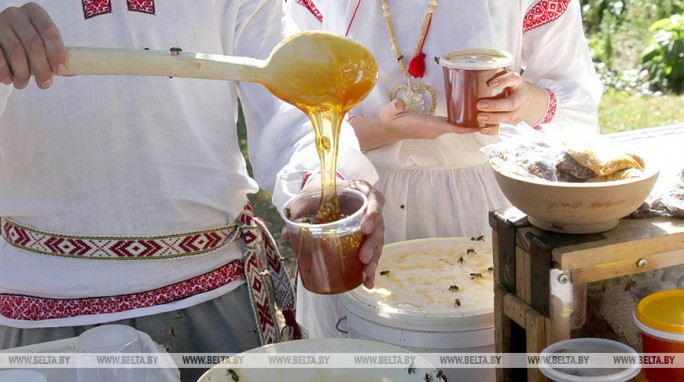Мед из-под Гродно будут поставлять на японский рынок