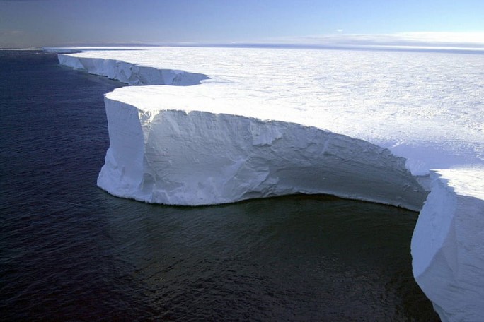 В Антарктиде откололся айсберг весом 315 миллиардов тонн