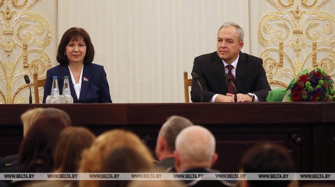 Наталья Кочанова представила сотрудникам Администрации Президента нового руководителя