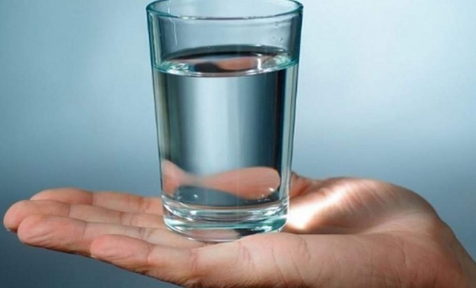 7 изменений с телом, к которым ведет питье воды натощак