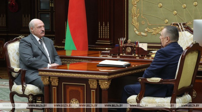 Лукашенко провел рабочую встречу с председателем Верховного суда