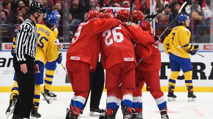 Сборная России, обыграв в овертайме Швецию, стала первым финалистом молодежного ЧМ по хоккею