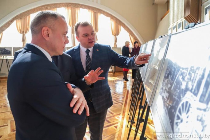 Гісторыя – праз прызму дэталей. У Гродне адкрылася інтэрактыўная выстава “Партызаны Беларусі”